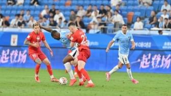 [咪咕全场集锦]中超-十人新鹏城2-2河南 韦斯利5分钟2球于睿染红